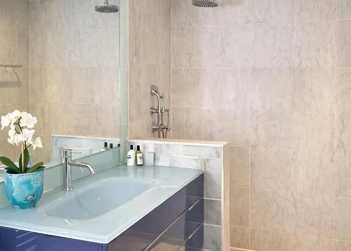 Imperiale Near Pantheon Oda ve Kahvaltı 4*