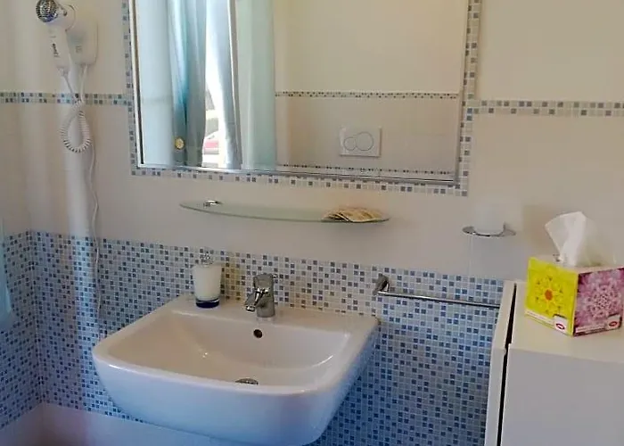 Oda ve Kahvaltı Imperiale Near Pantheon 4*